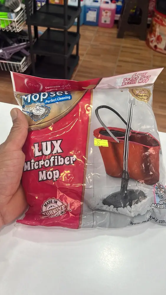 Yeni Çağ mağazasından görünüm 9